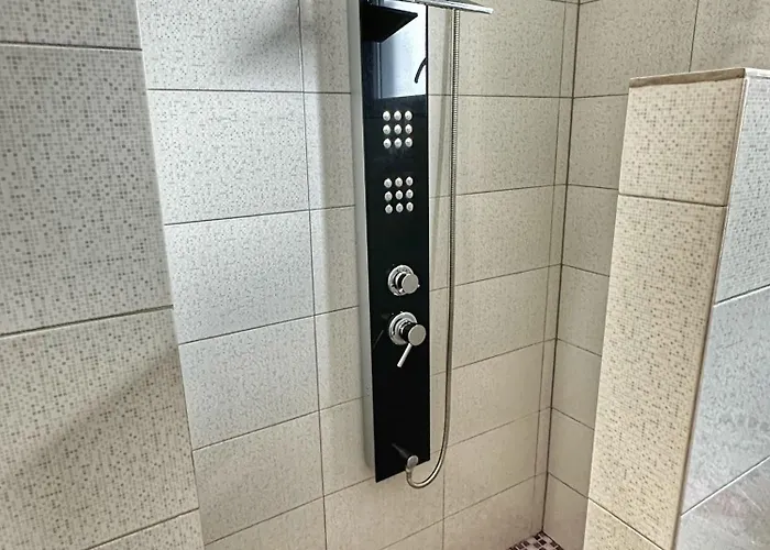 Fancy Promenada Balcon Panoramic, Parcare, Incalzire Pardoseala, Self Check In, Coffee Tea Snack * Craiova